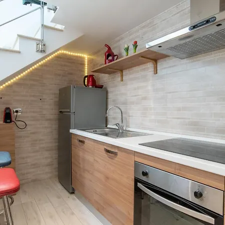Garitta House *